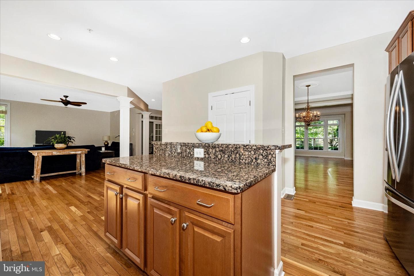 9876 Notting Hill Drive photo 11