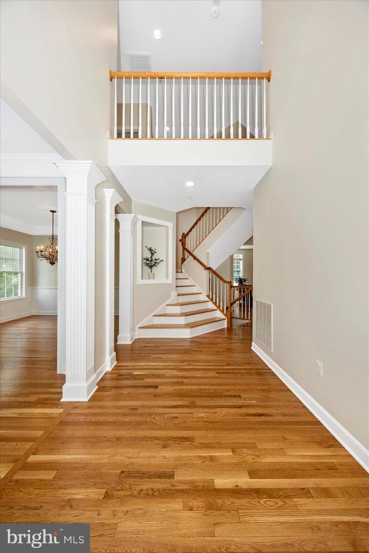9876 Notting Hill Drive photo 3