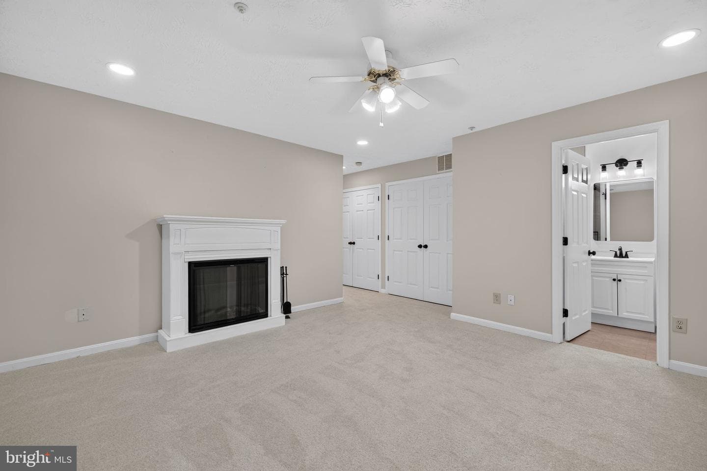7135 Collinsworth Place photo 17