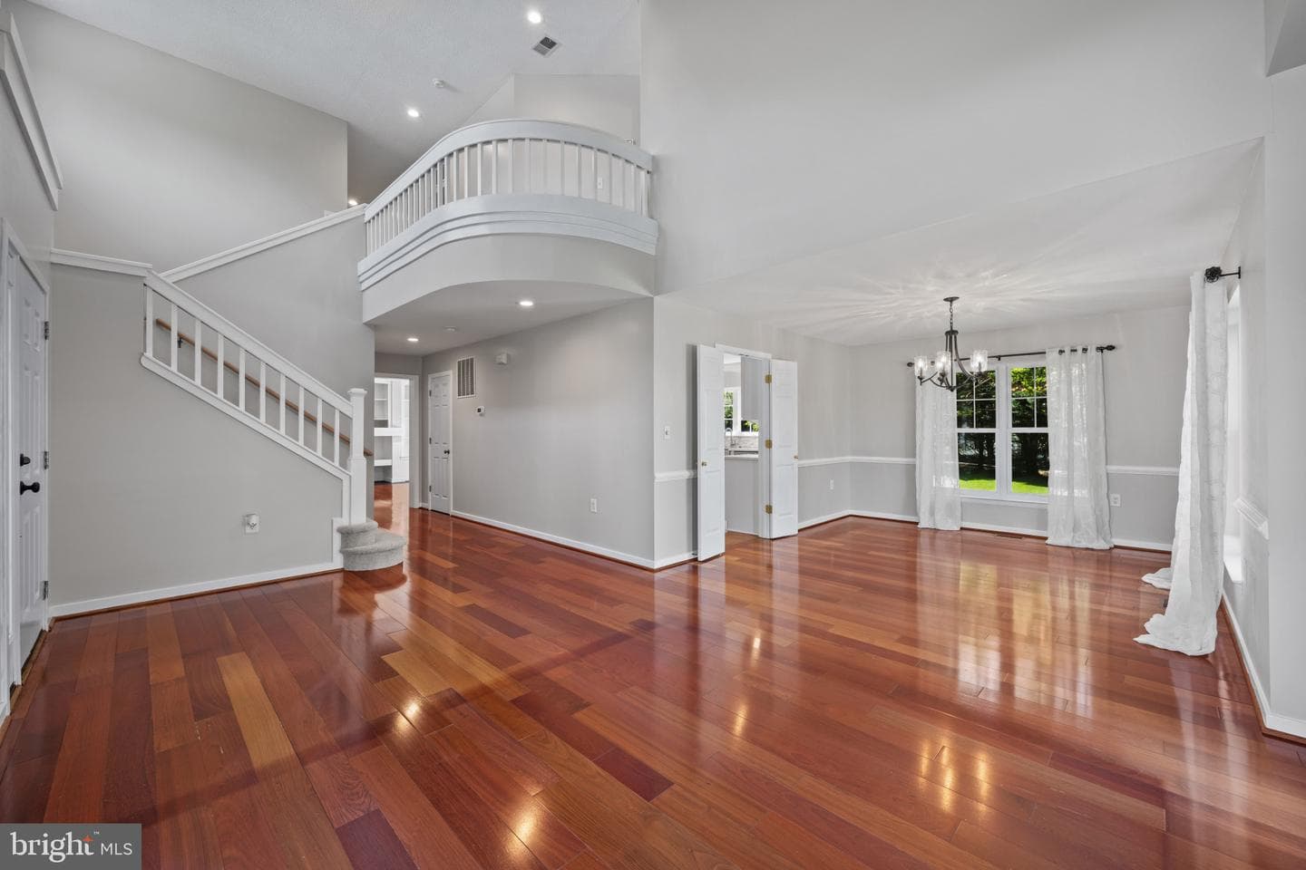 5655 Vineyard Court photo 16