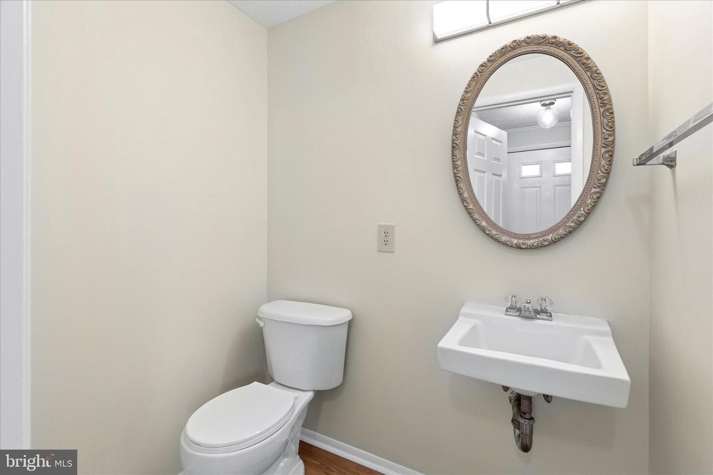 180 Fairfield Drive photo 12