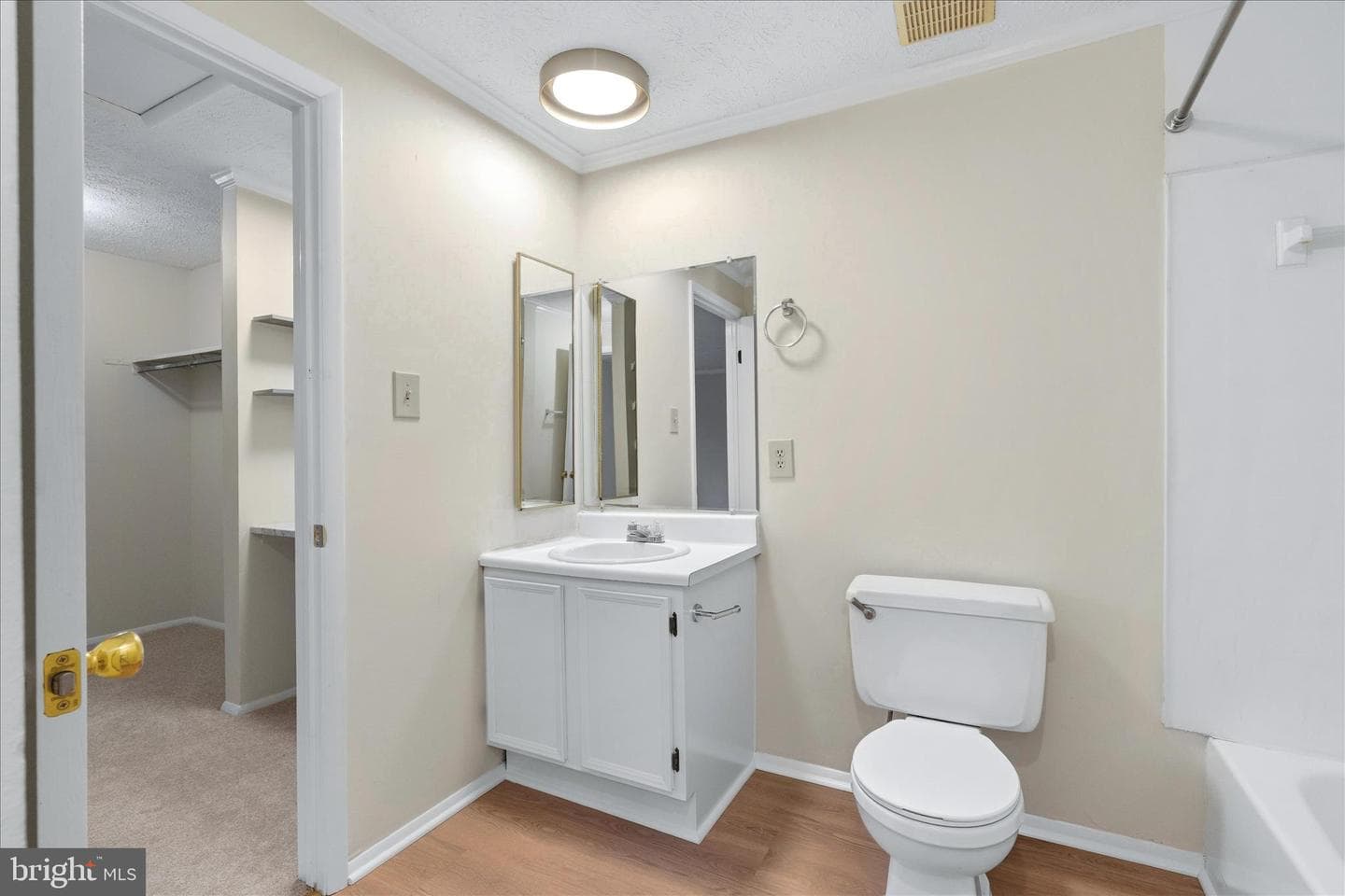 180 Fairfield Drive photo 33