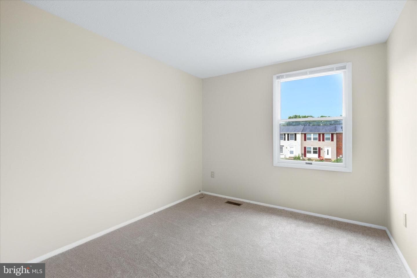 180 Fairfield Drive photo 34