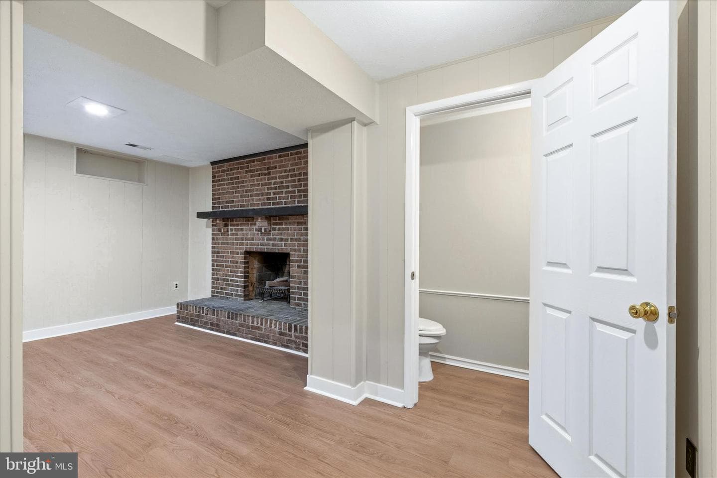 180 Fairfield Drive photo 38