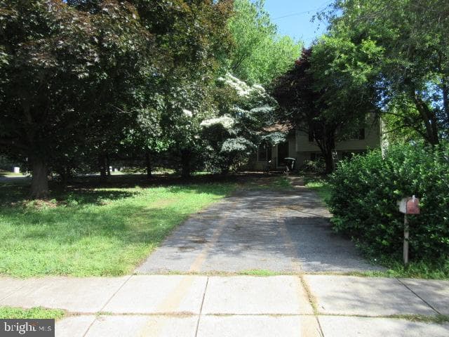 2162 Collingwood Lane photo 2