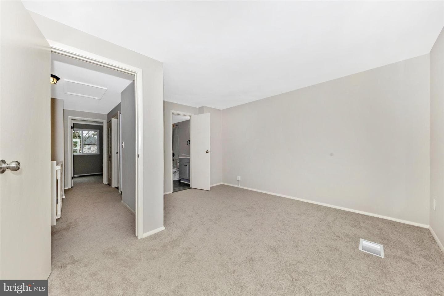5818 Drawbridge Court photo 21