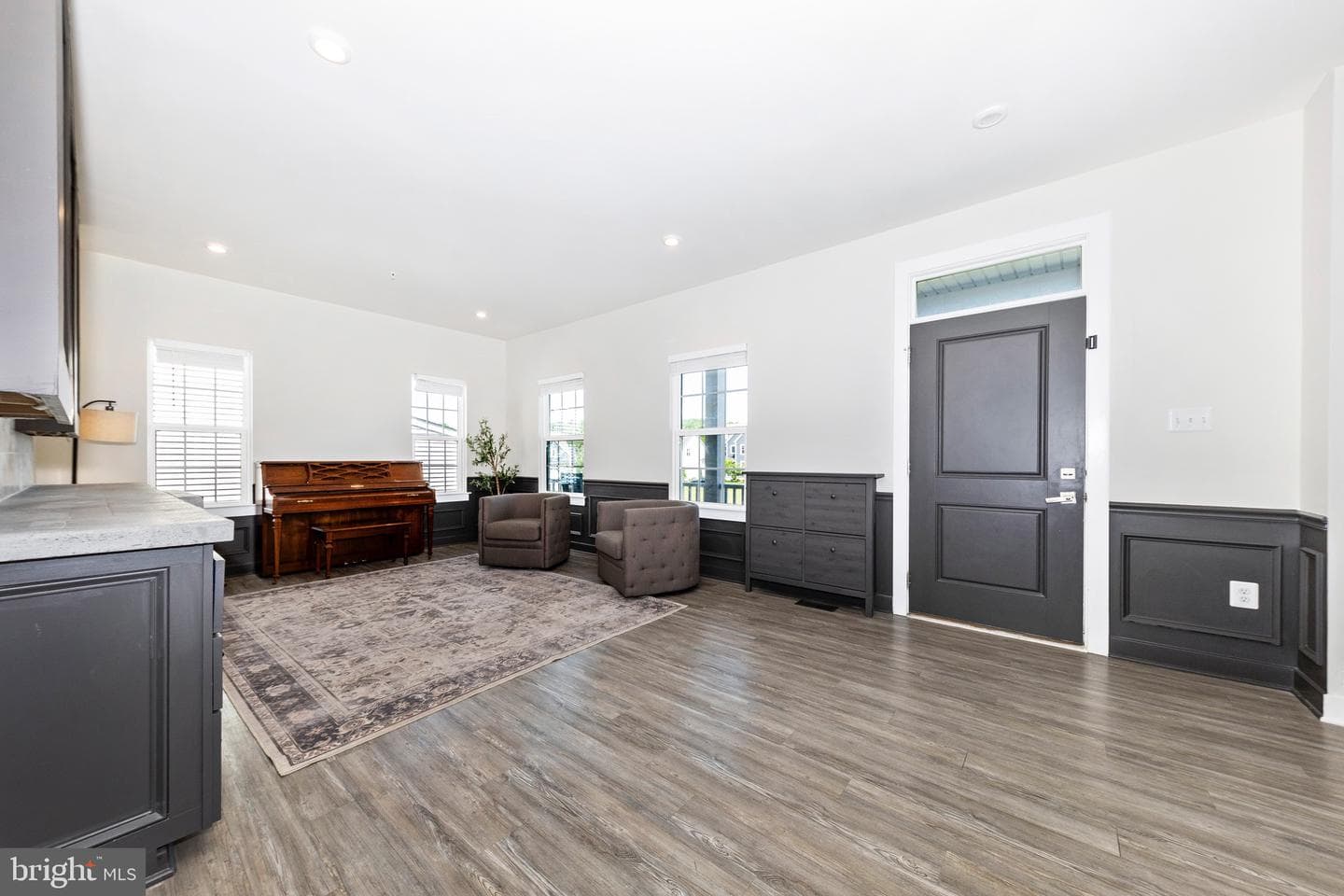 10963 Tavern Lane photo 4