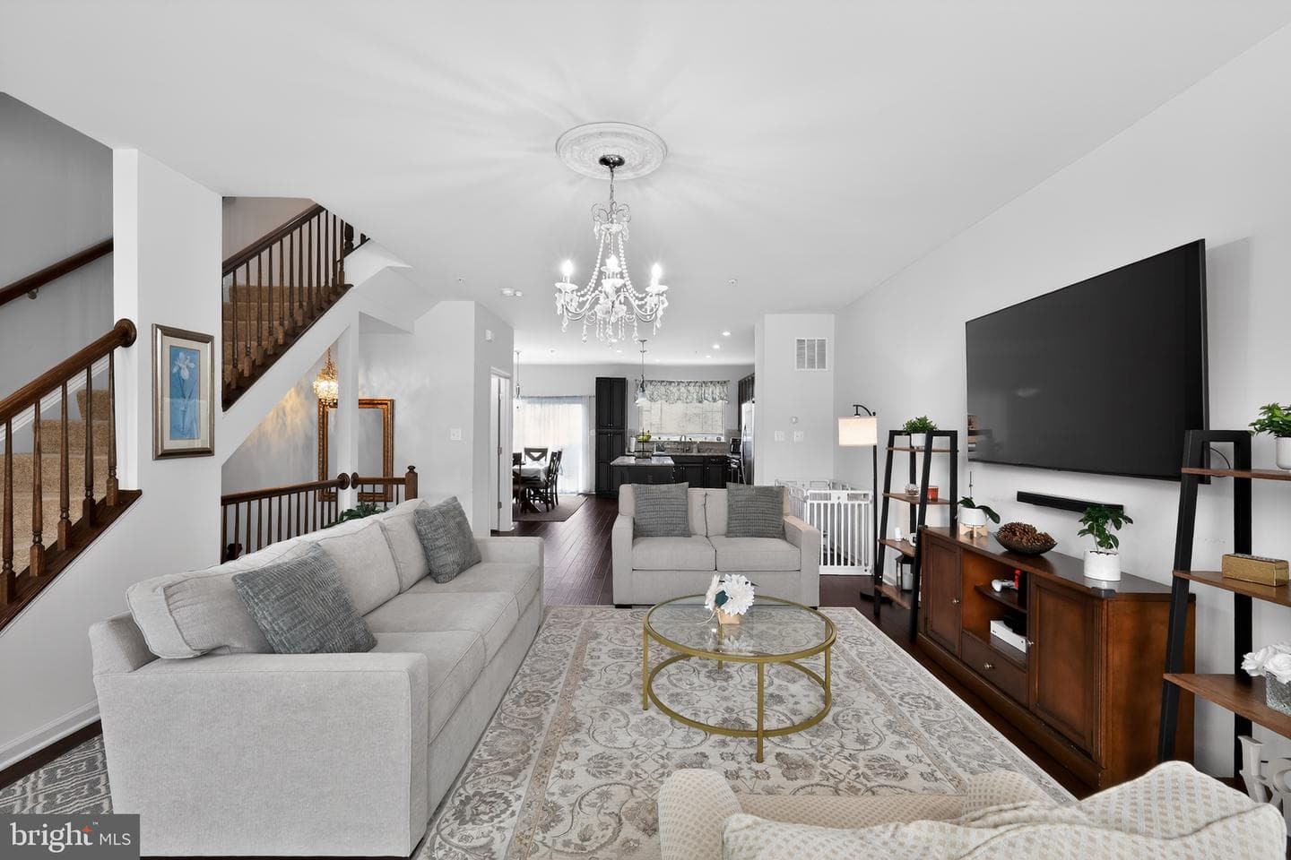 8452 Randell Ridge Road photo 5