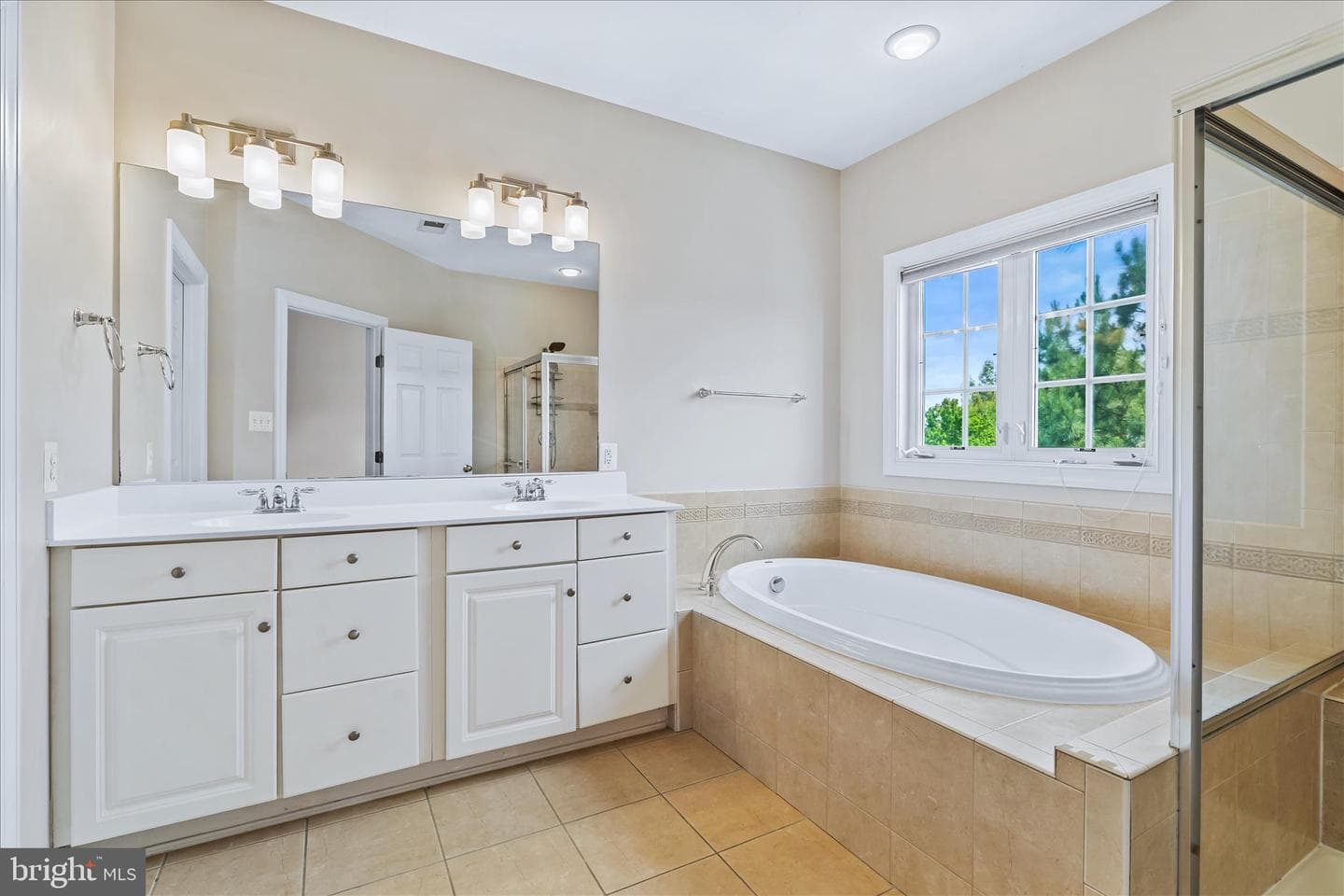 9393 Penrose Street photo 23