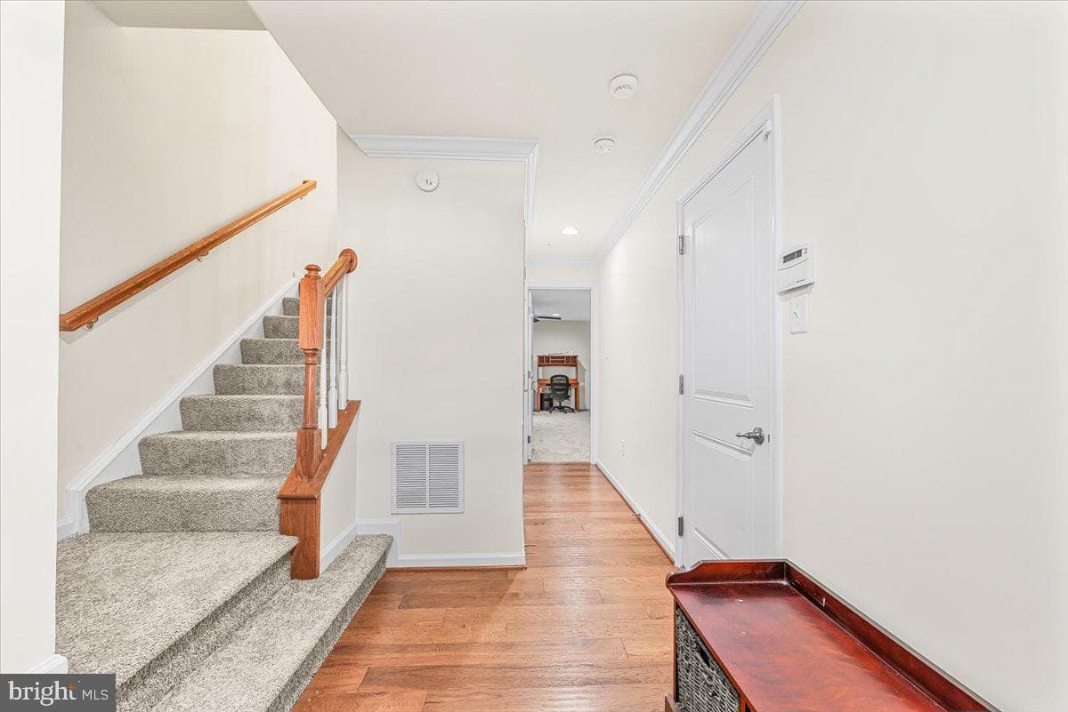 9137 Landon House Lane photo 3