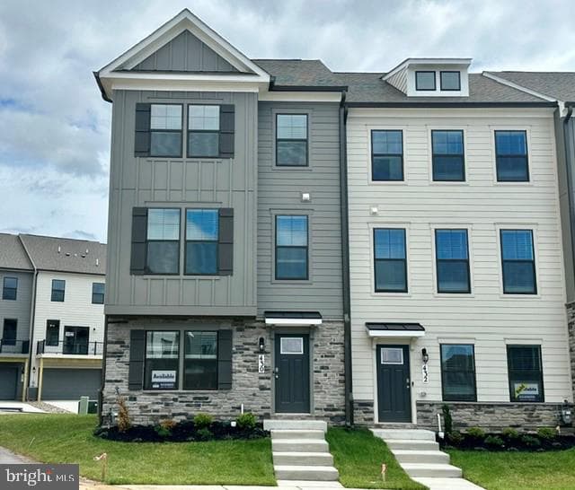 430 Ensemble Way photo 1