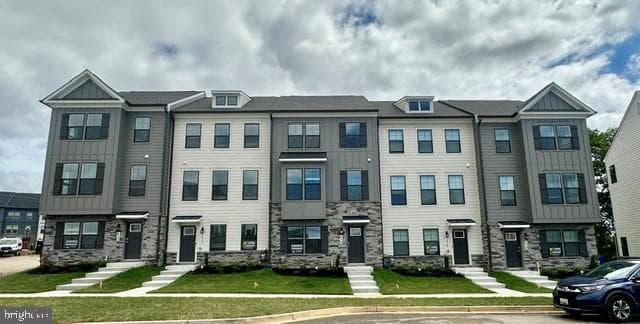 430 Ensemble Way photo 3