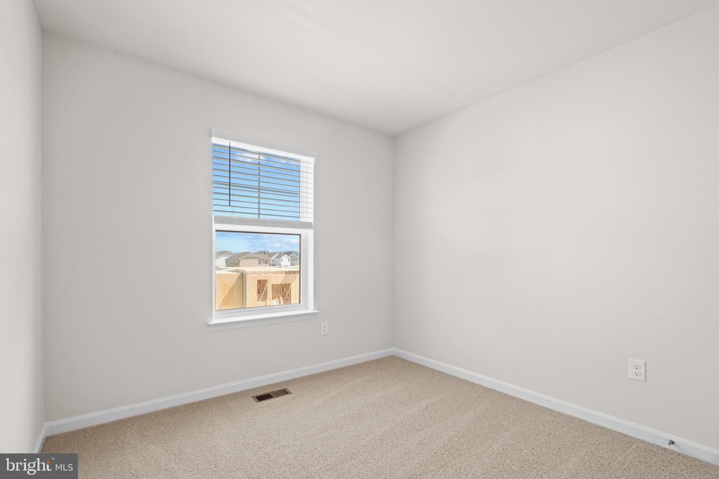 430 Ensemble Way photo 31