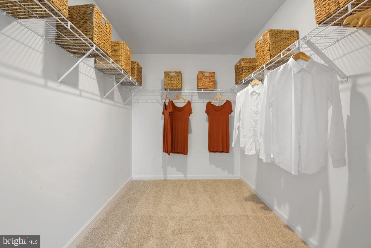 472 Ensemble Way photo 20