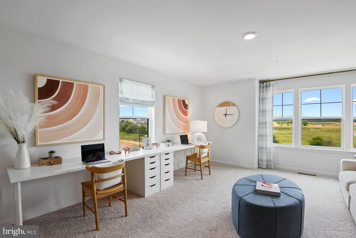 472 Ensemble Way photo 23