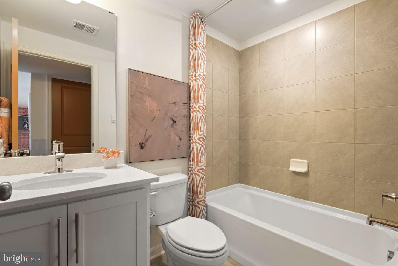 472 Ensemble Way photo 34