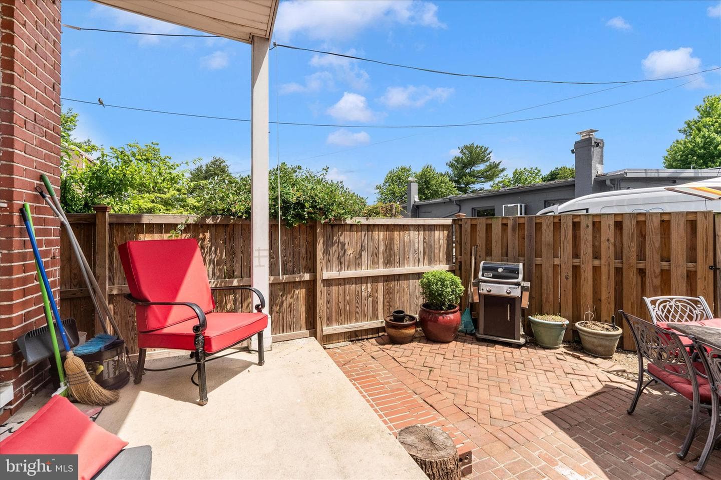 276 W 5th Street photo 48