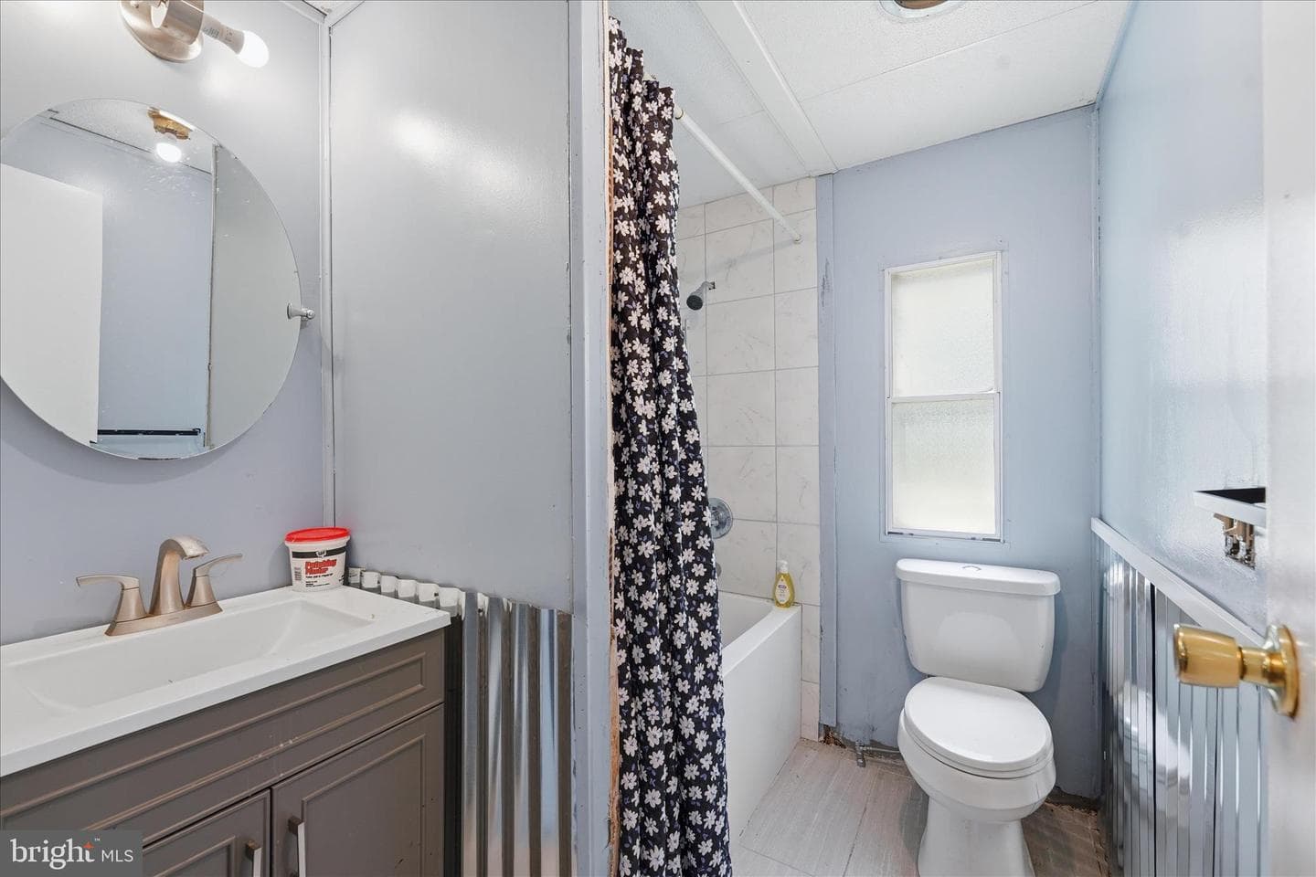 14316 Tower Road photo 5