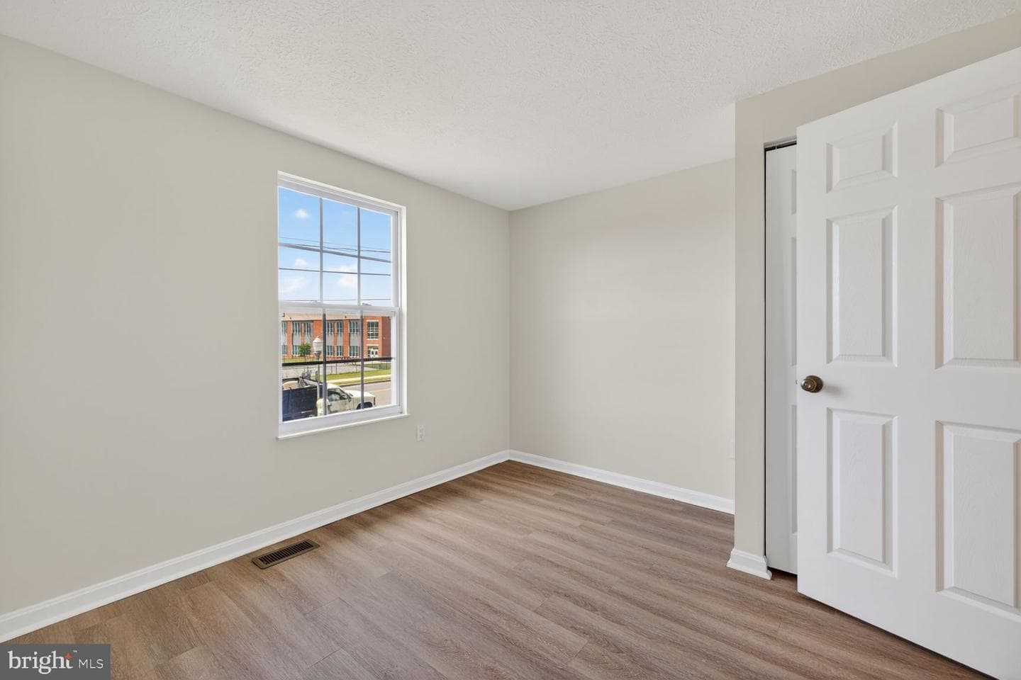 1309 Butterfly Lane photo 18
