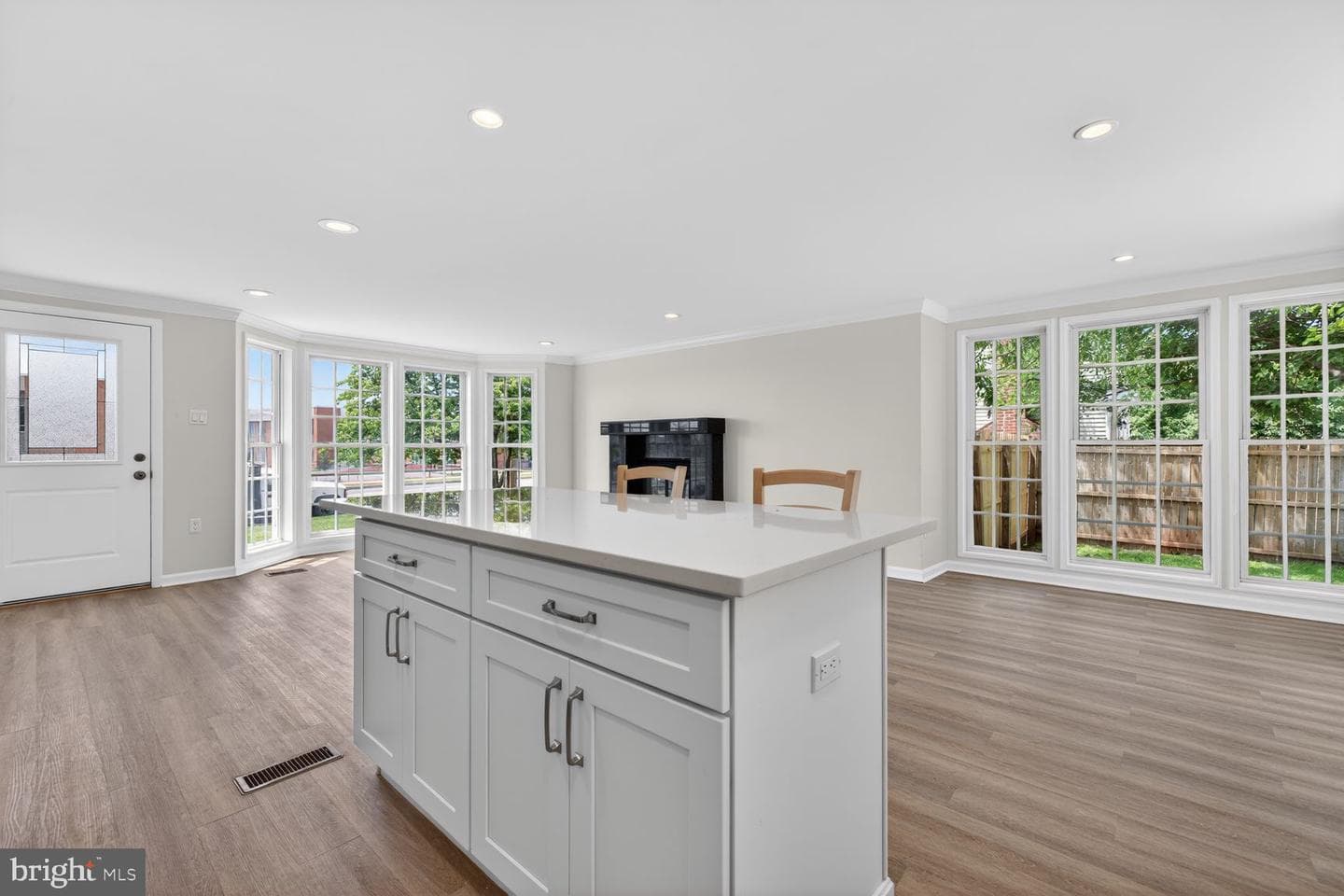1309 Butterfly Lane photo 9