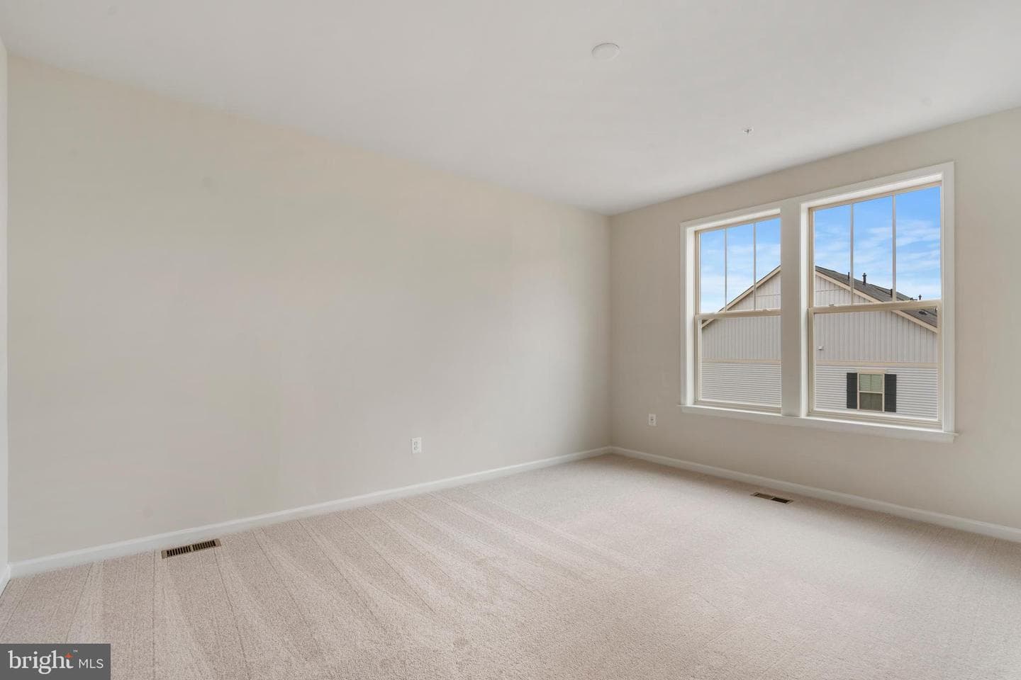 5872 Bella Marie Way photo 14