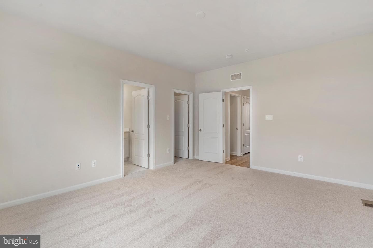 5872 Bella Marie Way photo 16