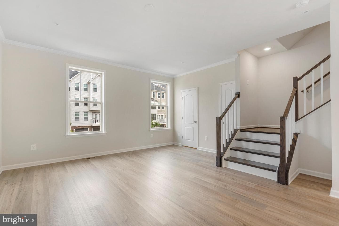 5872 Bella Marie Way photo 4