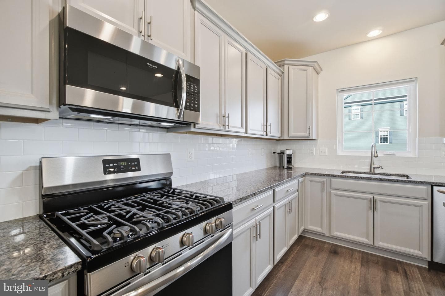 5066 Judicial Way photo 11