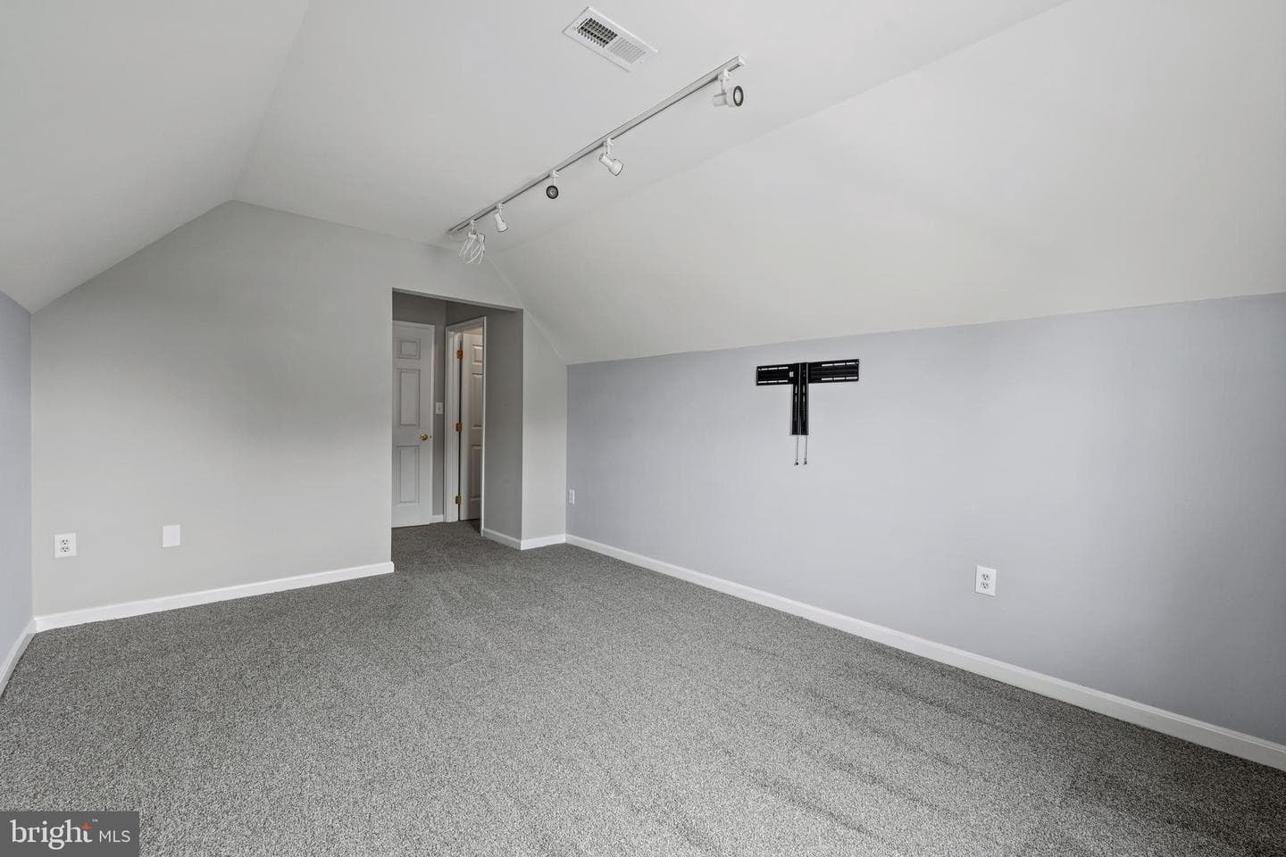 11228 Country Club Road photo 31