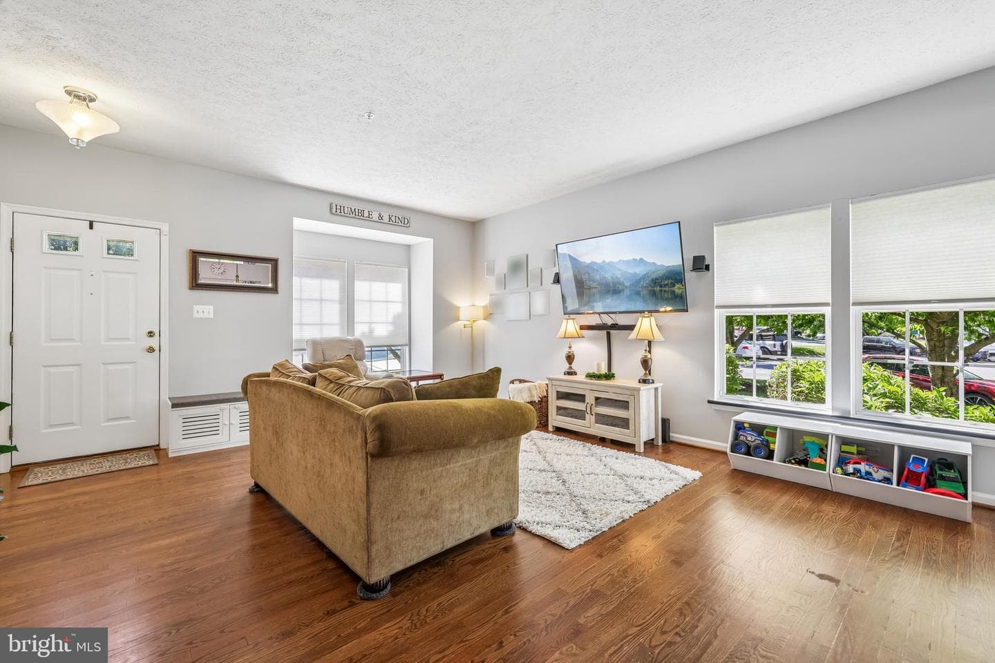 9445 Birchwood Ln photo 10