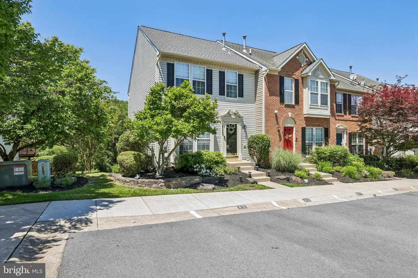 9445 Birchwood Ln photo 49