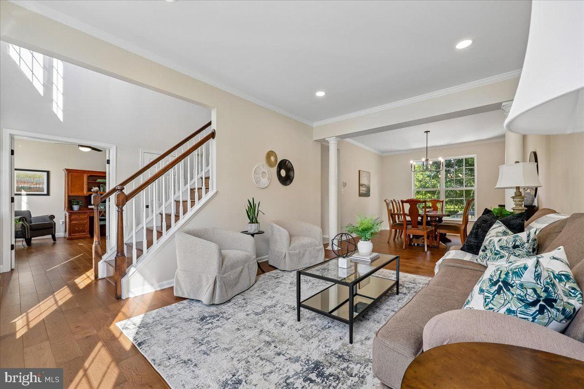 107 Redcloud Court photo 10