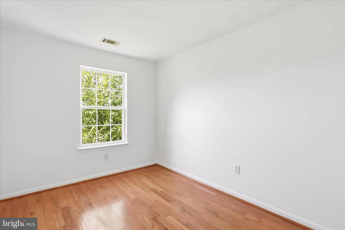 114 Lavenport Circle photo 30