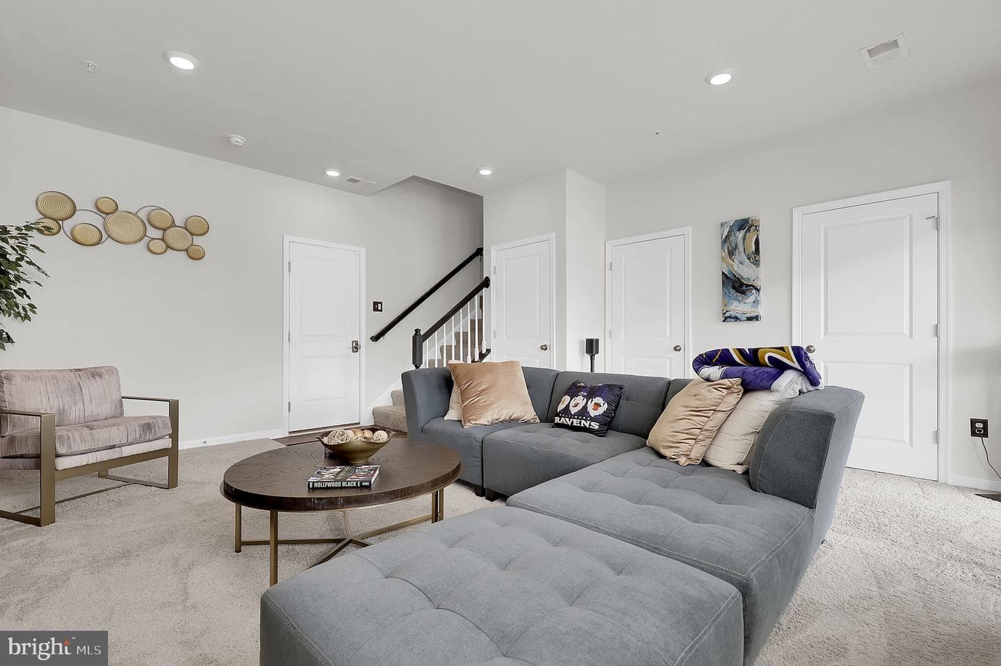 5129 Ironsides Drive photo 25