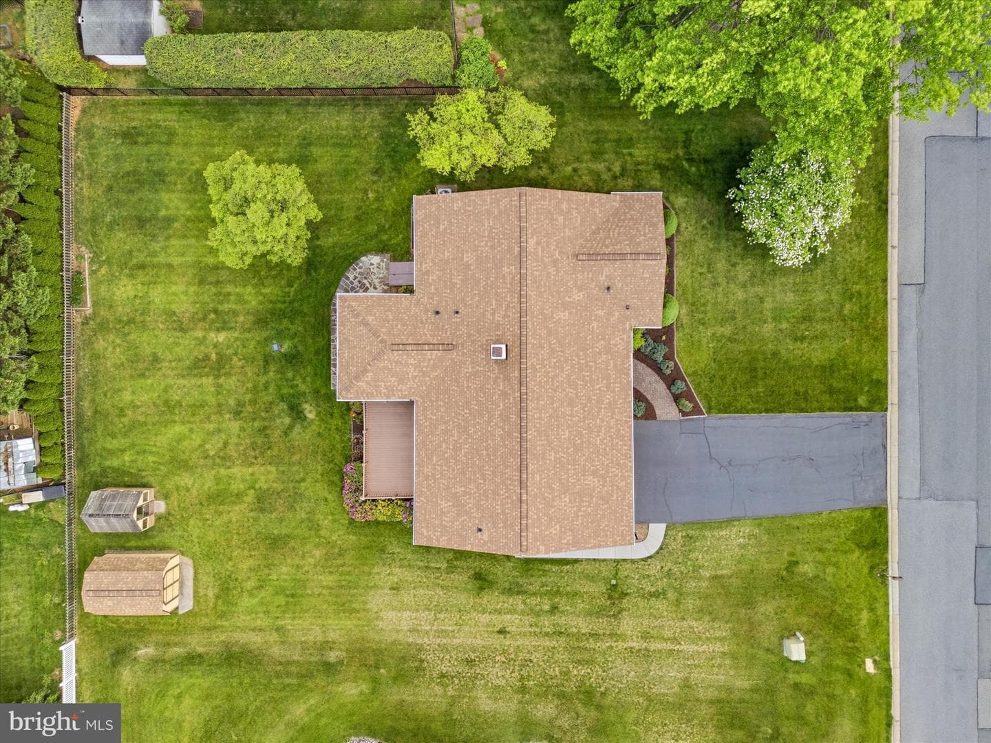 12 Caroline Drive photo 62