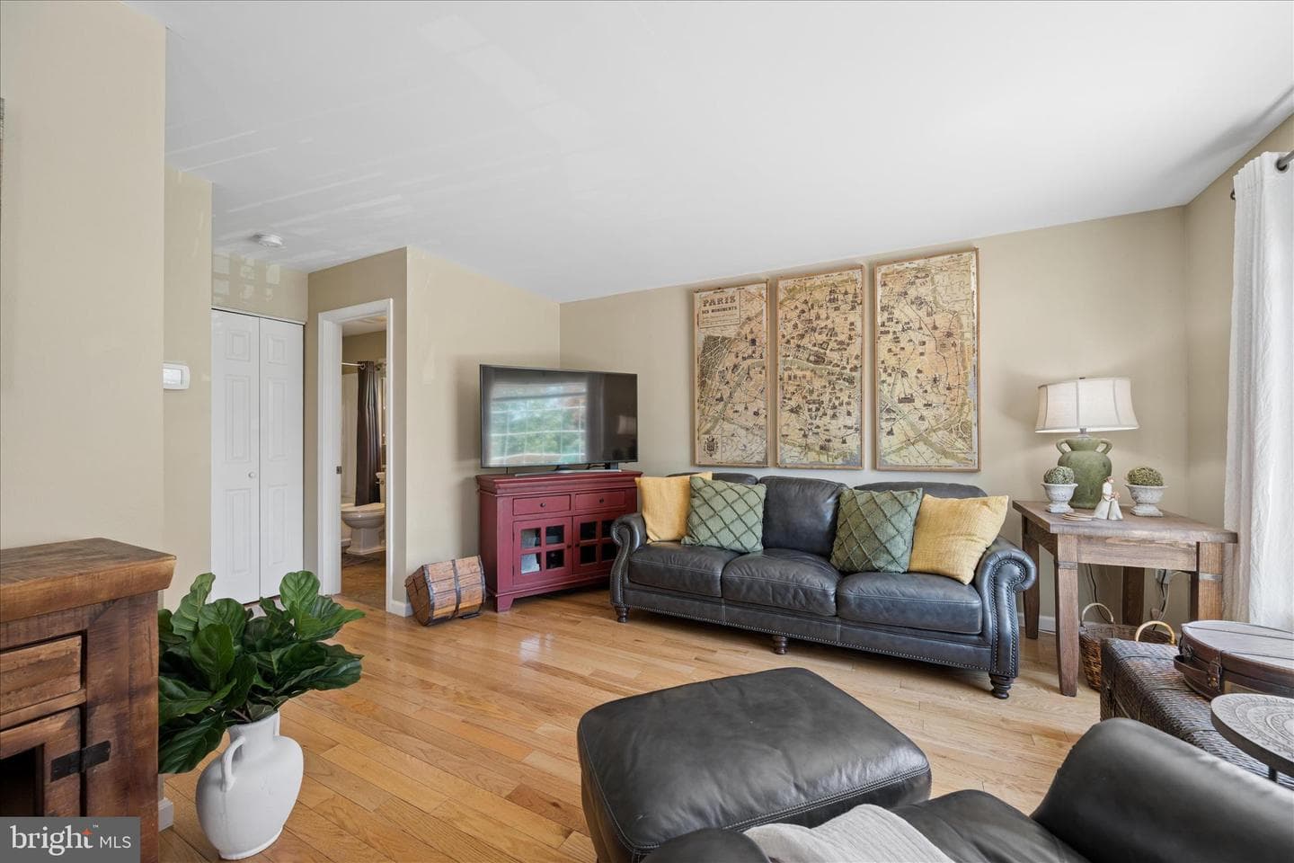 10801 Lake Court E photo 13