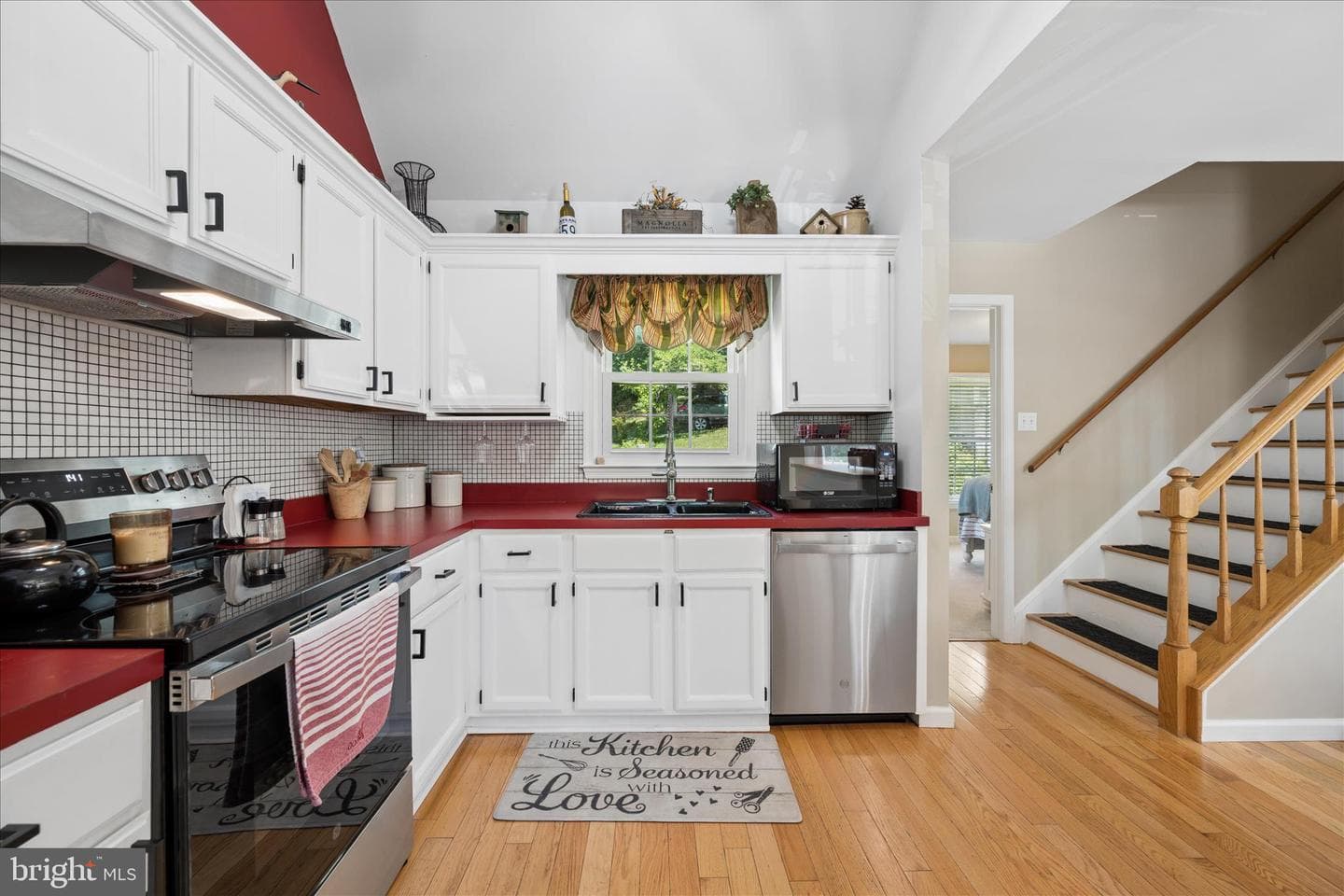 10801 Lake Court E photo 25