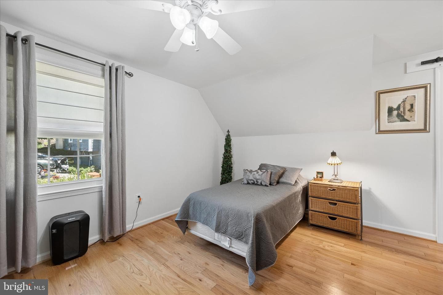 10801 Lake Court E photo 44