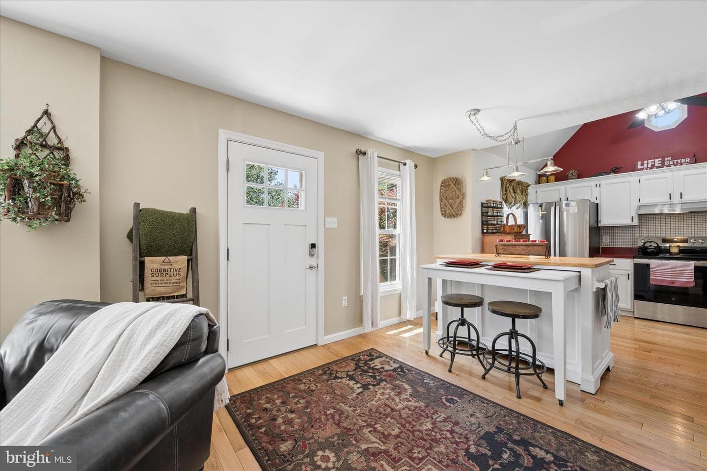 10801 Lake Court E photo 8