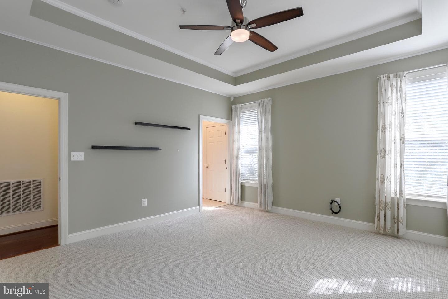 105 Spring Blossom Ln photo 19