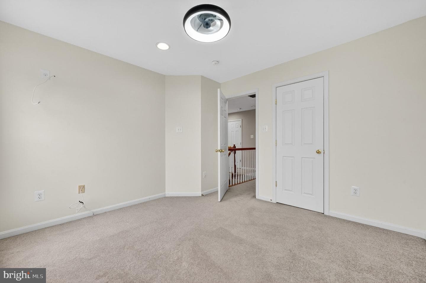 231 Marley Street photo 31