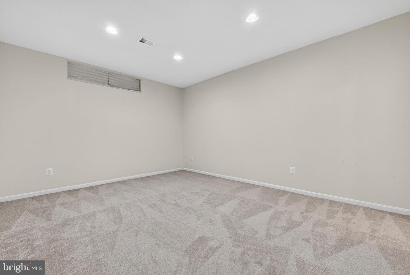 231 Marley Street photo 41