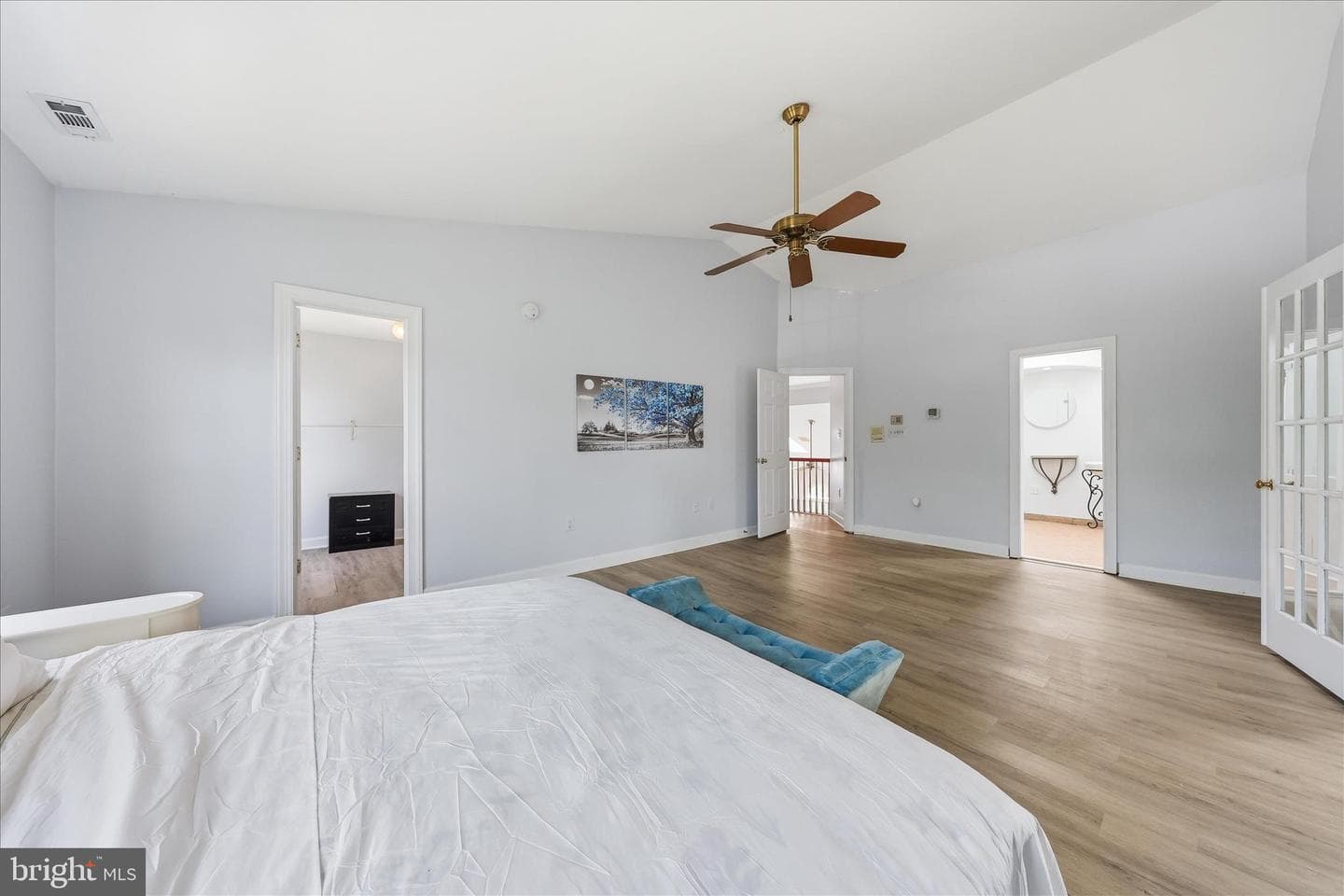 6135 Fieldcrest Court photo 19