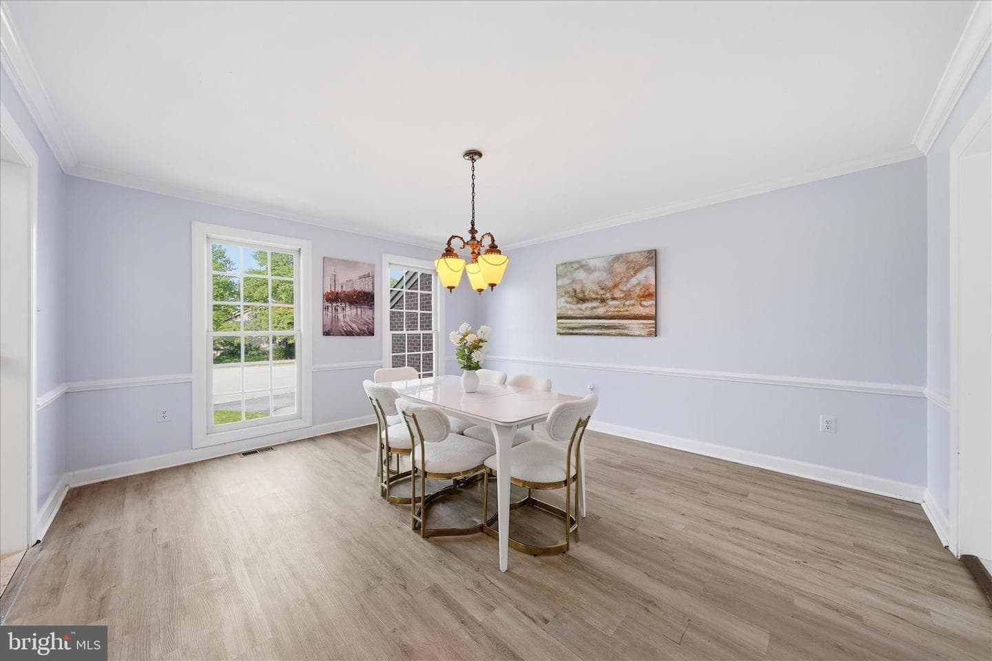 6135 Fieldcrest Court photo 4