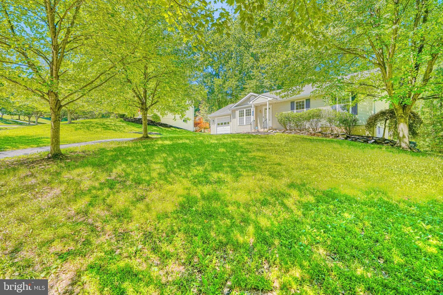 1002 Midvale Avenue, Mount Airy
