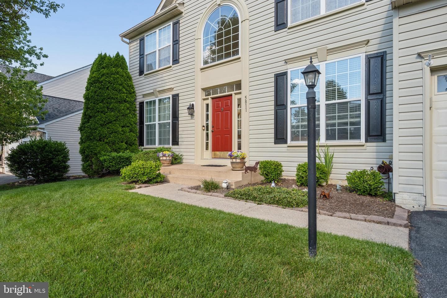 5811 Drexal Avenue photo 3