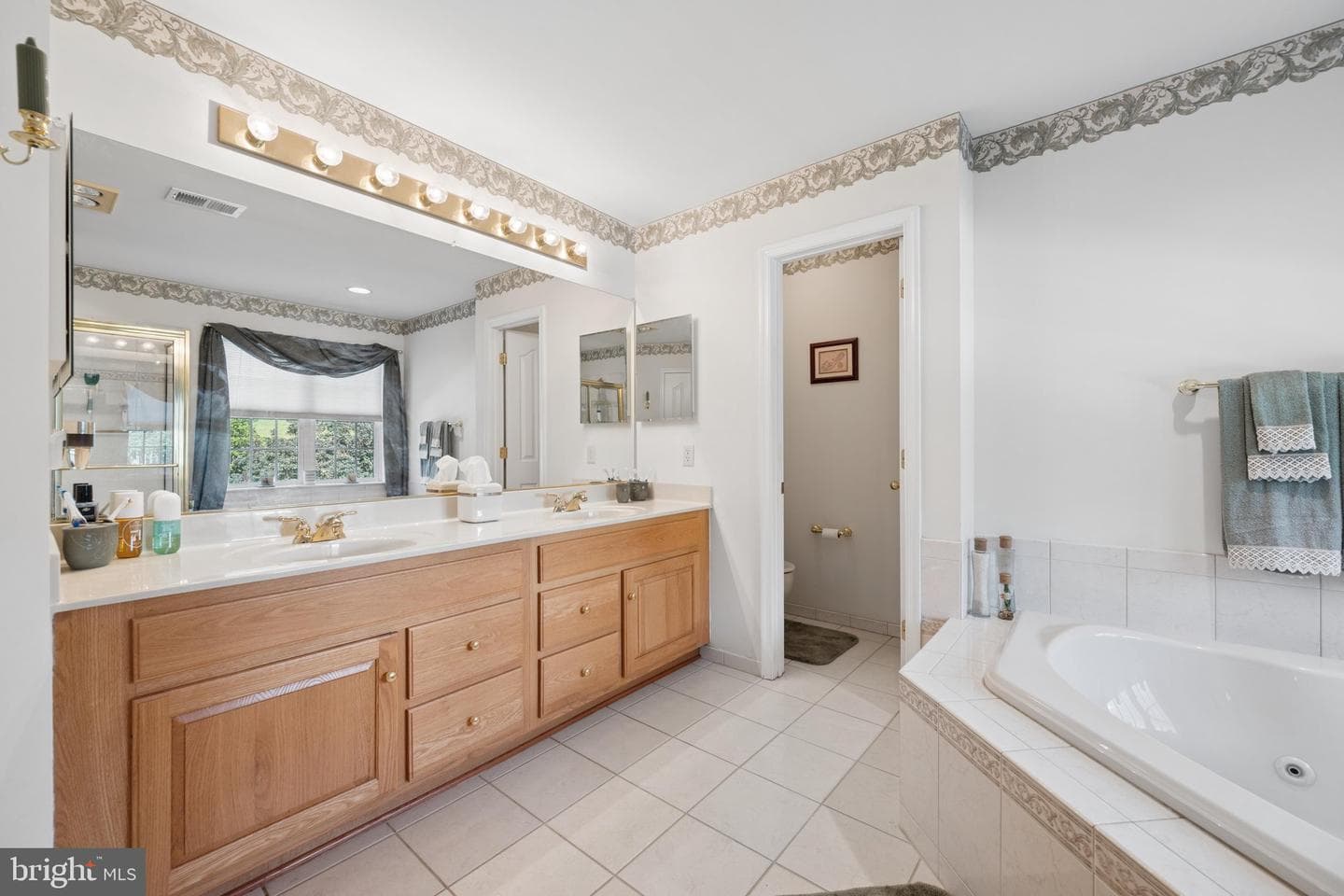 5811 Drexal Avenue photo 42