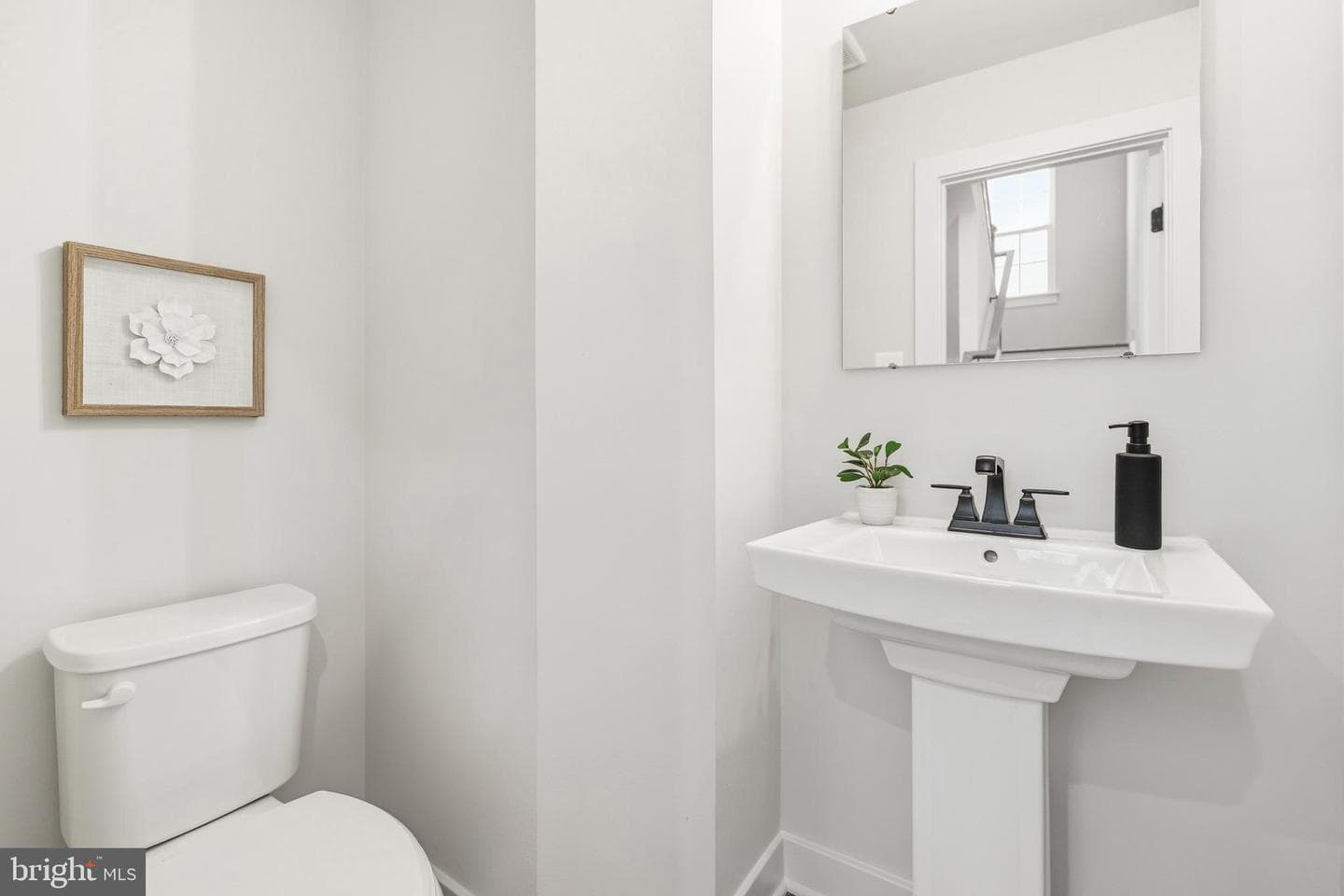 205 Baughmans Lane photo 35