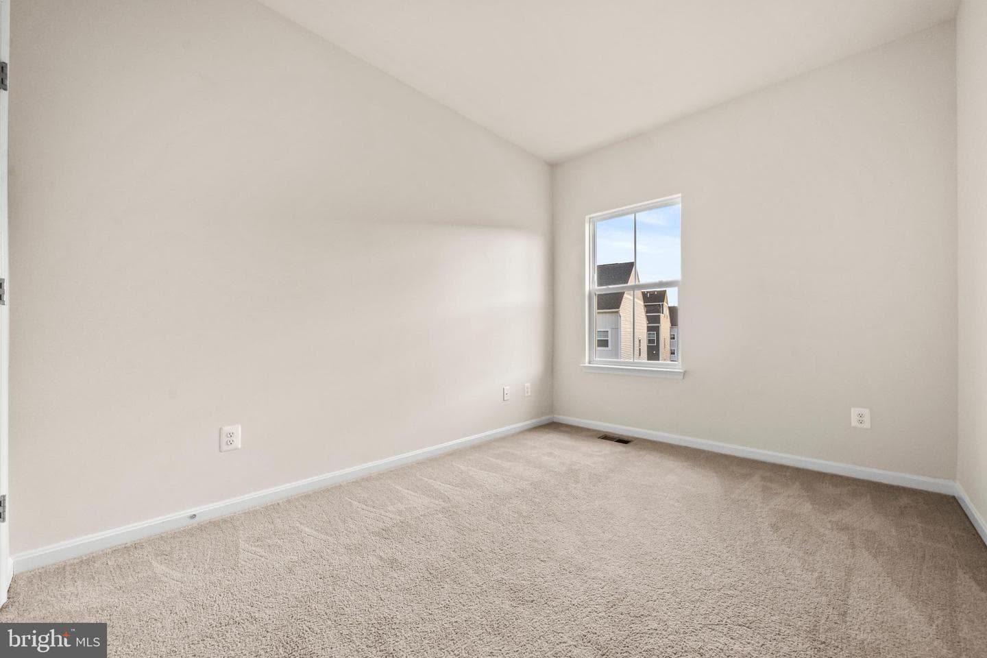 2563 Grangemill Lane photo 28