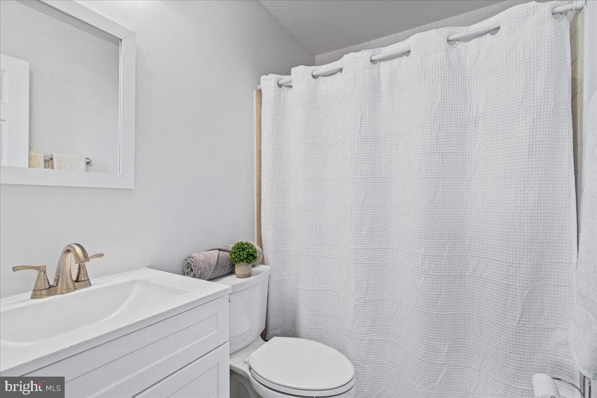 9245 Ridgefield Circle photo 21